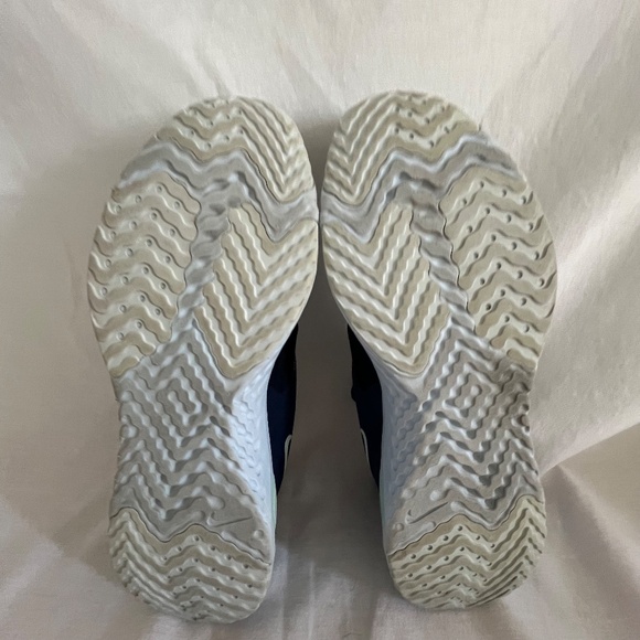 COPY - Nike 2018 WOMEN Odyssey React Flyknit Running Shoes US 11 Dark Blue Spor… - Picture 10 of 12